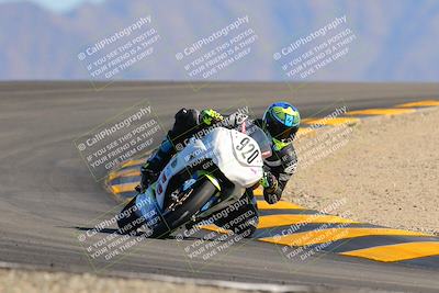 media/Oct-29-2022-CVMA (Sat) [[14c0aa3b66]]/Race 4 500 Supersport-350 Supersport/